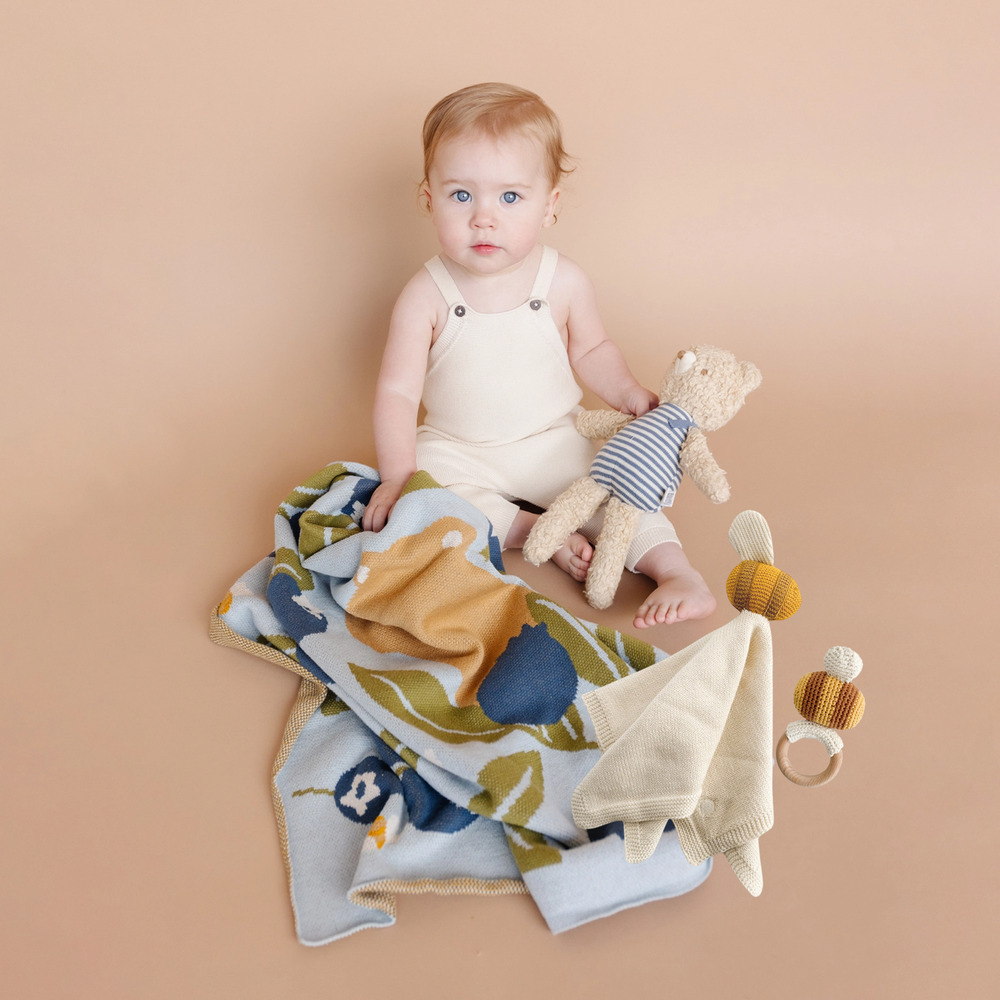 THE BLUEBERRY HILL Blueberry Bear Bee Gift Set - Picture 3 of 13